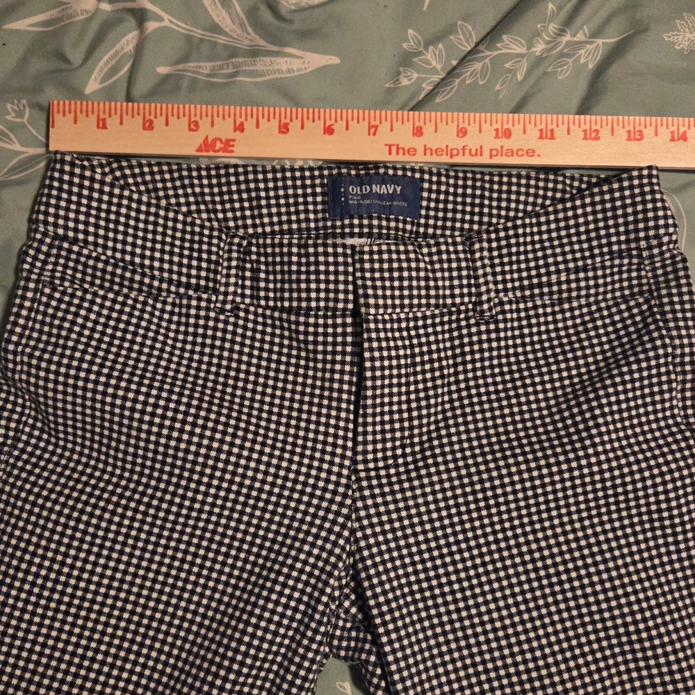 Old Navy Black and White Checkered Pants - Picture 4 of 7